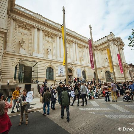 Pour Une Escapade A Nantes, Face Au Musee D'Arts Apartment Luaran gambar